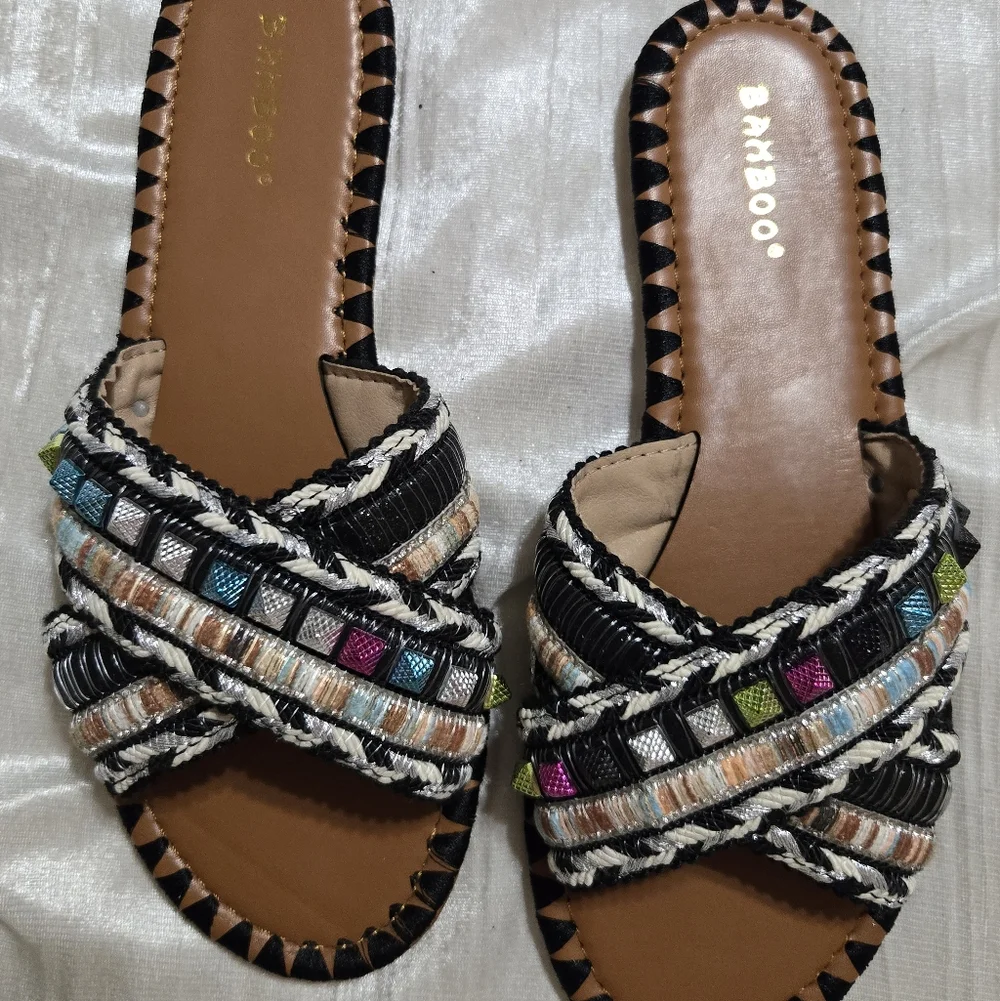 Beaded Black Multicolor Cross-Strap Slide Sandals - Women By Bamboo Size 8 NWOB.